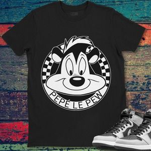 Looney Tunes Pepe Le Pew Checkerboard Circle Unisex T-Shirt For Men Wome